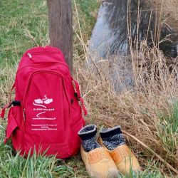 ZOMERTIJD KLOMPENPAD WANDELING Zondag 30 MAART 2025 11 EN 5 KM