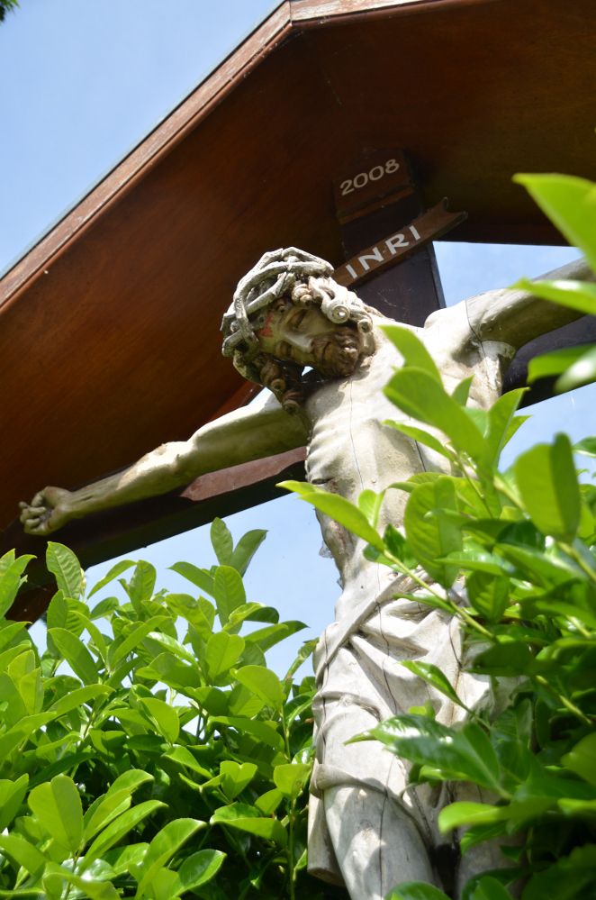 Beeld van Jezus aan het kruis